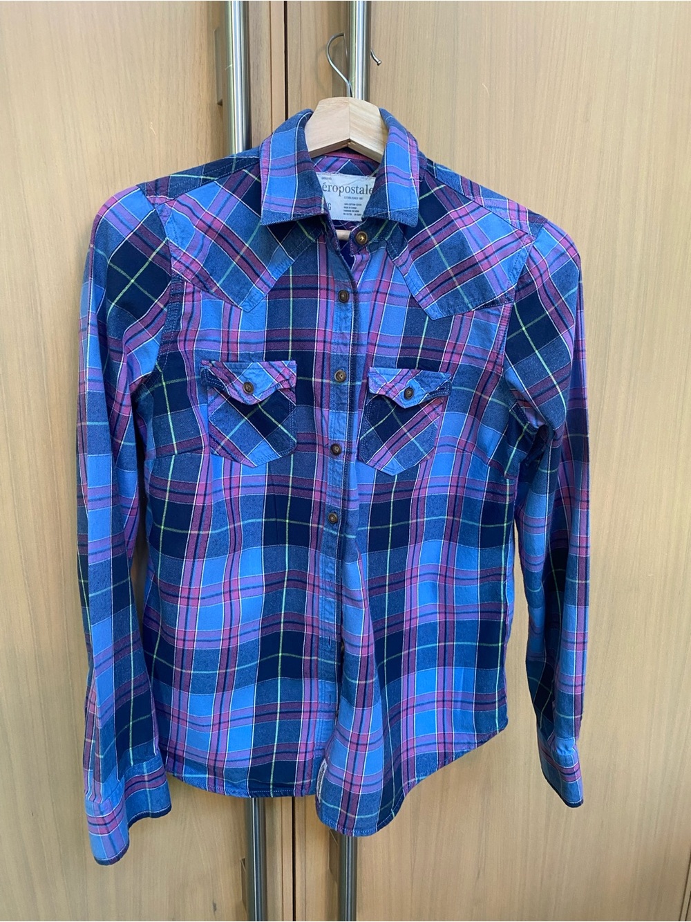 Aeropostale Blue and Pink Plaid Button-Up Shirt